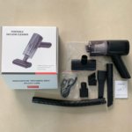 مكنسة كهربائية لاسلكية 60 واط USB مع 4 مرفقات  للاستخدام المنزلي والمكتبي وللسيارة